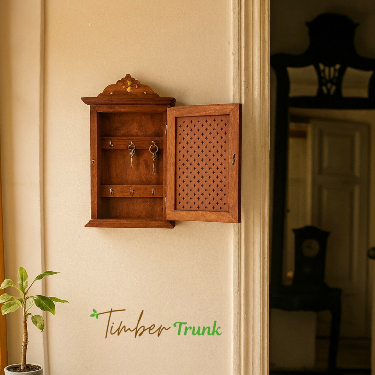 Royal Key Holder Cabinet